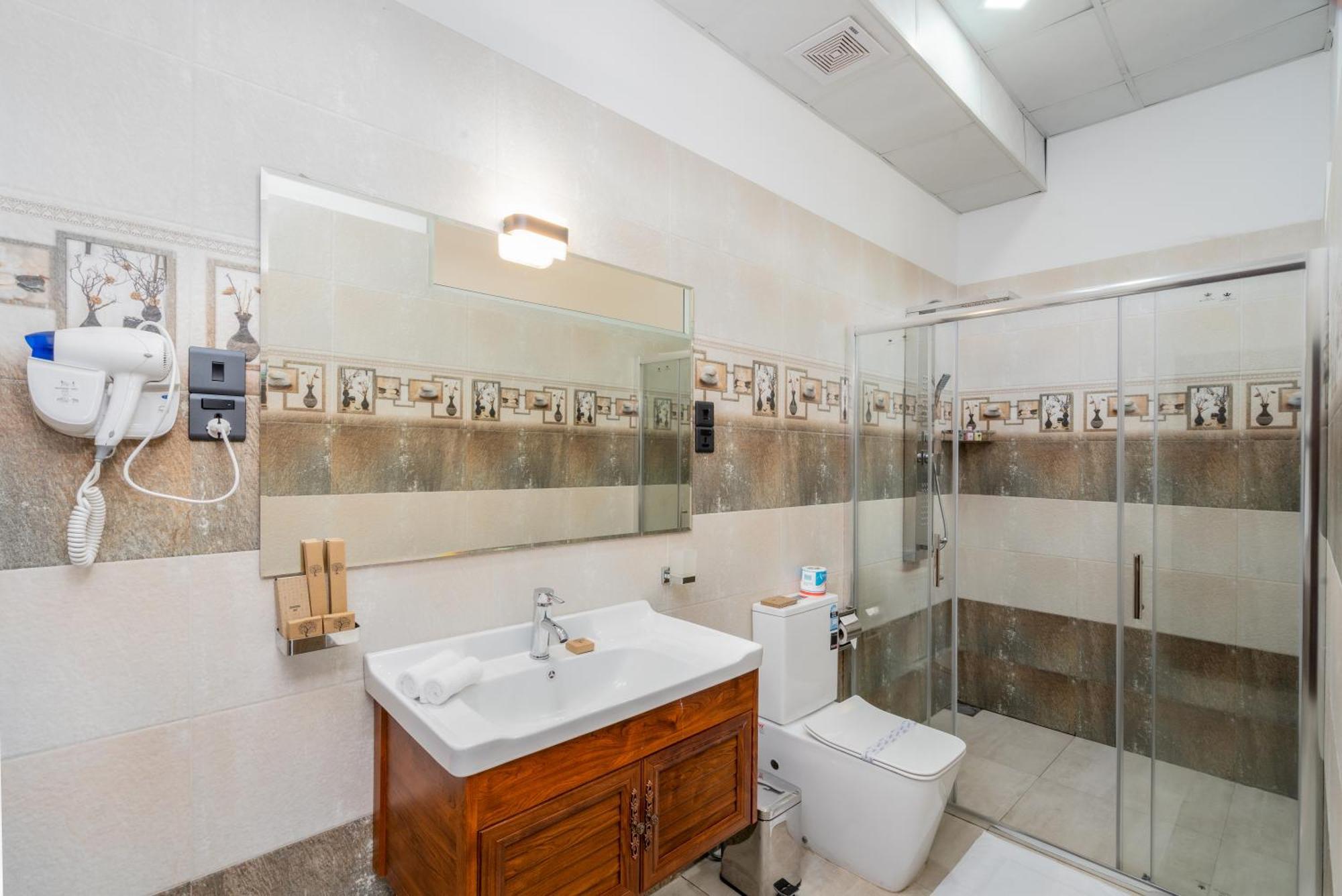 Hotel Eagle Regency 4*