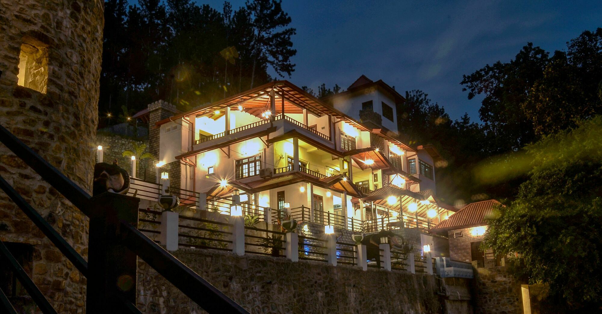 Hotel Eagle Regency 4*